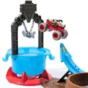NEW MONSTER JAM MUD MASTERS Dunk Tank Playset- No Vehicle
